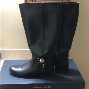 Tommy Hilfiger leather boots